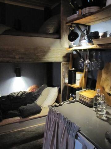 Фото номера Семейный номер с сауной Отели типа «постель и завтрак» B&amp;B uniikki majoitus maalaisidyllissä г. Тервола 26